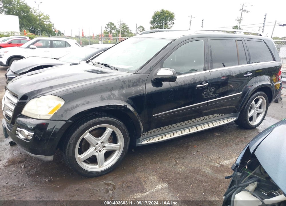 2009 MERCEDES-BENZ GL 550 4MATIC VIN: 4JGBF86E89A524945