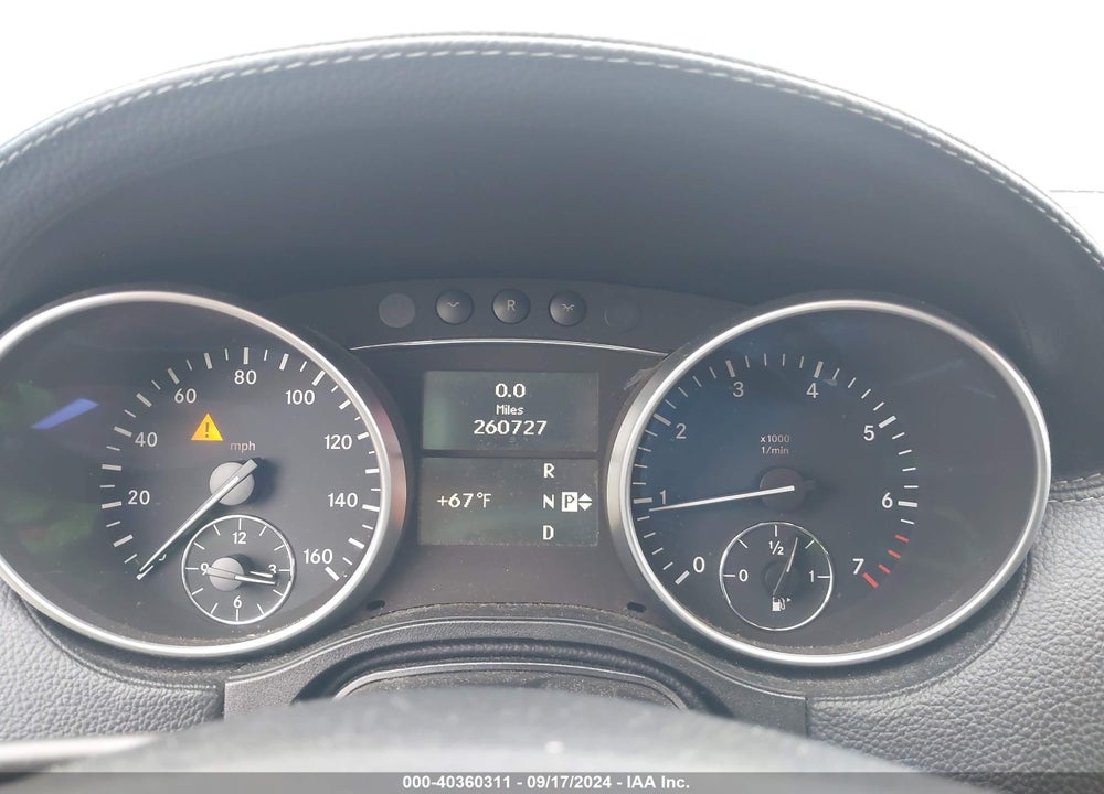 2009 MERCEDES-BENZ GL 550 4MATIC VIN: 4JGBF86E89A524945