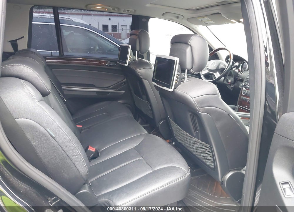 2009 MERCEDES-BENZ GL 550 4MATIC VIN: 4JGBF86E89A524945