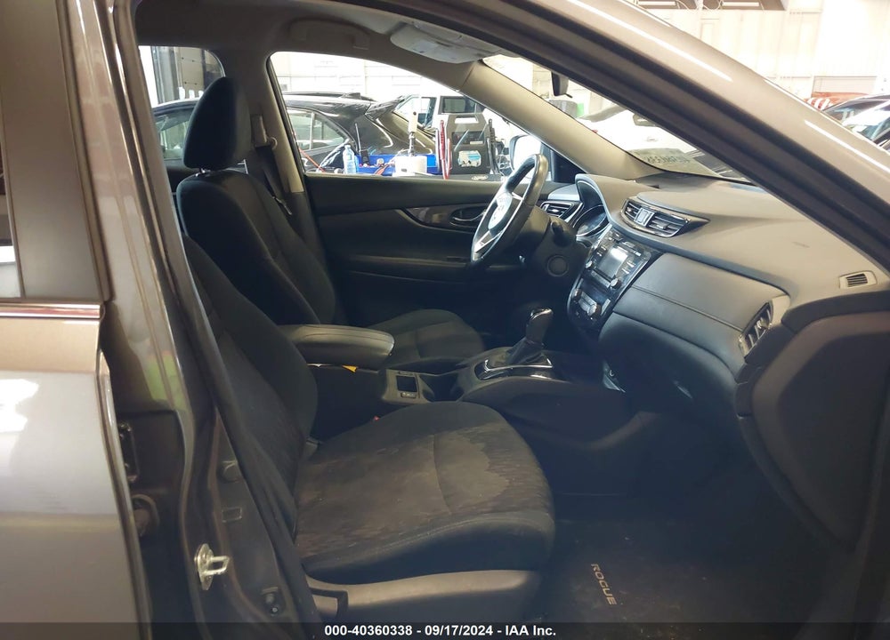 2017 NISSAN ROGUE VIN: 5N1AT2MV8HC792286