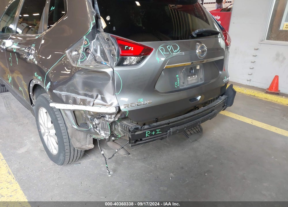 2017 NISSAN ROGUE VIN: 5N1AT2MV8HC792286