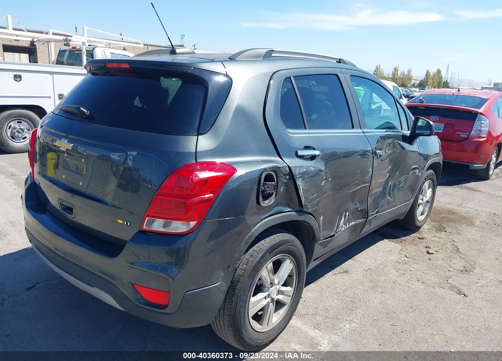 2019 CHEVROLET TRAX LT VIN: 3GNCJLSB2KL333159