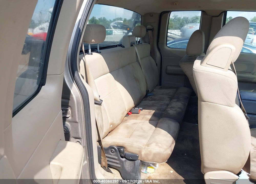 2006 FORD F-150 STX/XL/XLT VIN: 1FTRX12W76NB87548