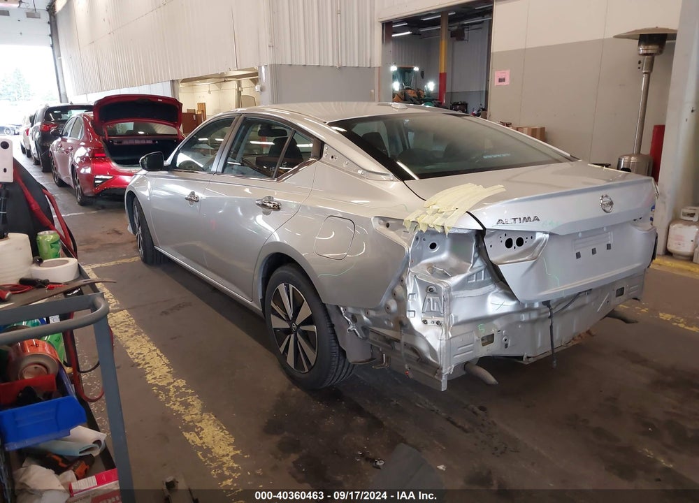 2022 NISSAN ALTIMA SV FWD VIN: 1N4BL4DV3NN367701
