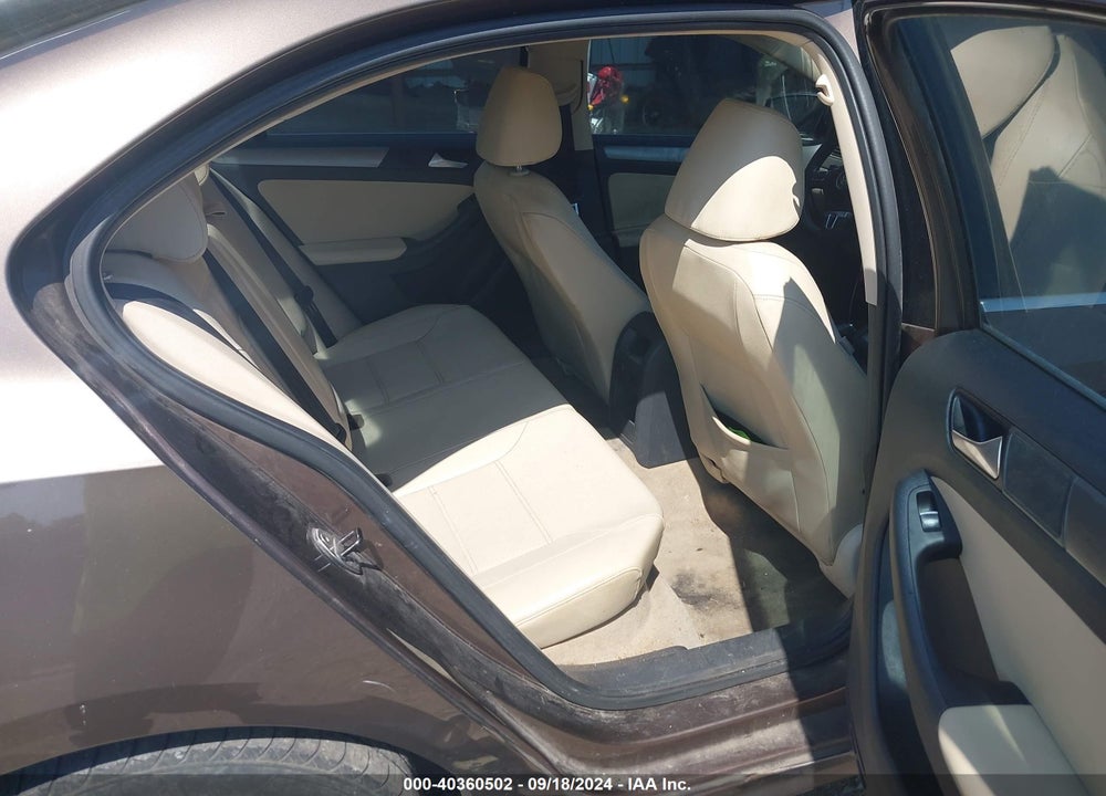 2014 VOLKSWAGEN JETTA 2.0L TDI VIN: 3VWLL7AJ4EM432435