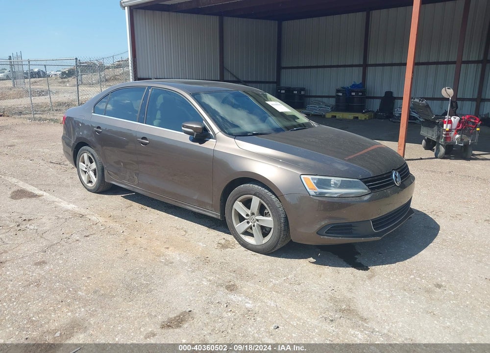 2014 VOLKSWAGEN JETTA 2.0L TDI VIN: 3VWLL7AJ4EM432435