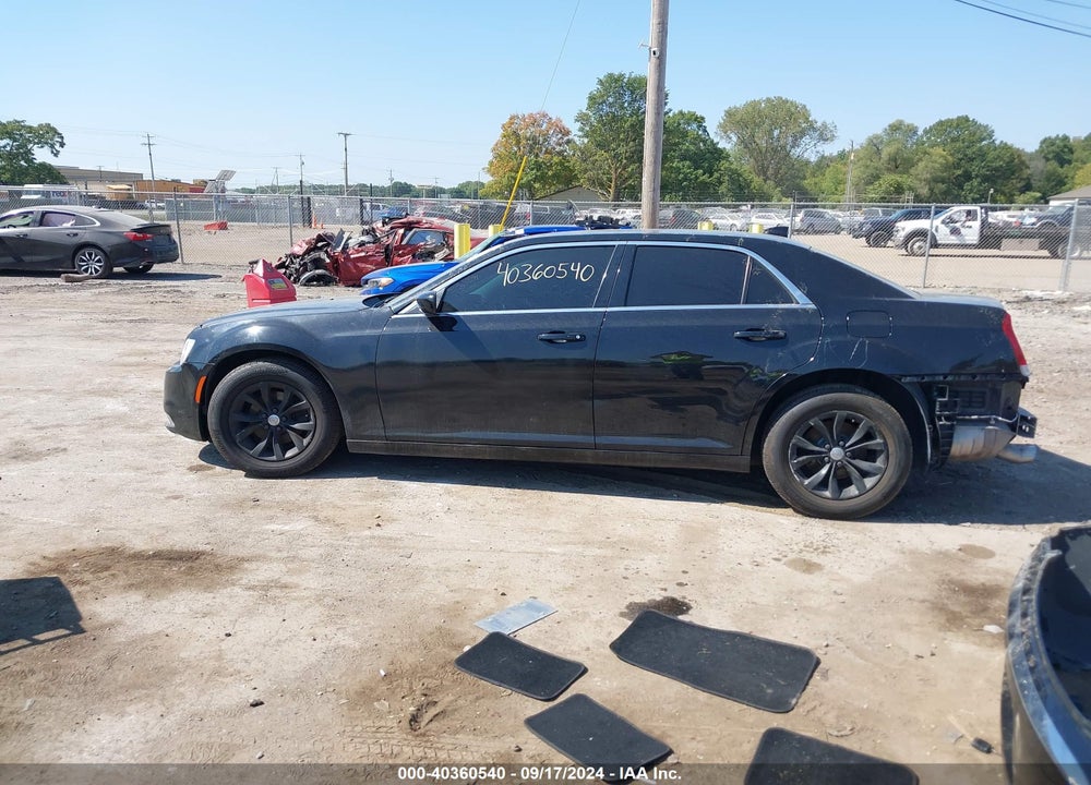 2018 CHRYSLER 300 TOURING VIN: 2C3CCAAG8JH320237