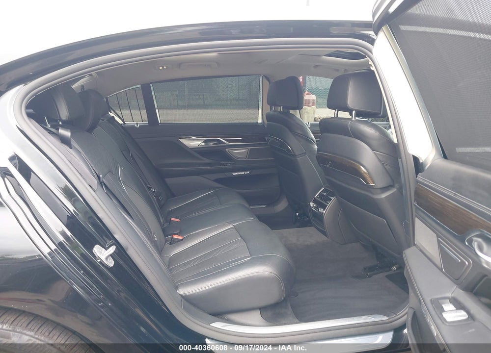 2016 BMW 750I XDRIVE VIN: WBA7F2C52GG418106