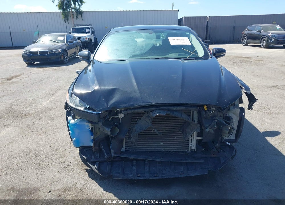 2015 FORD FUSION SE VIN: 3FA6P0H7XFR194638