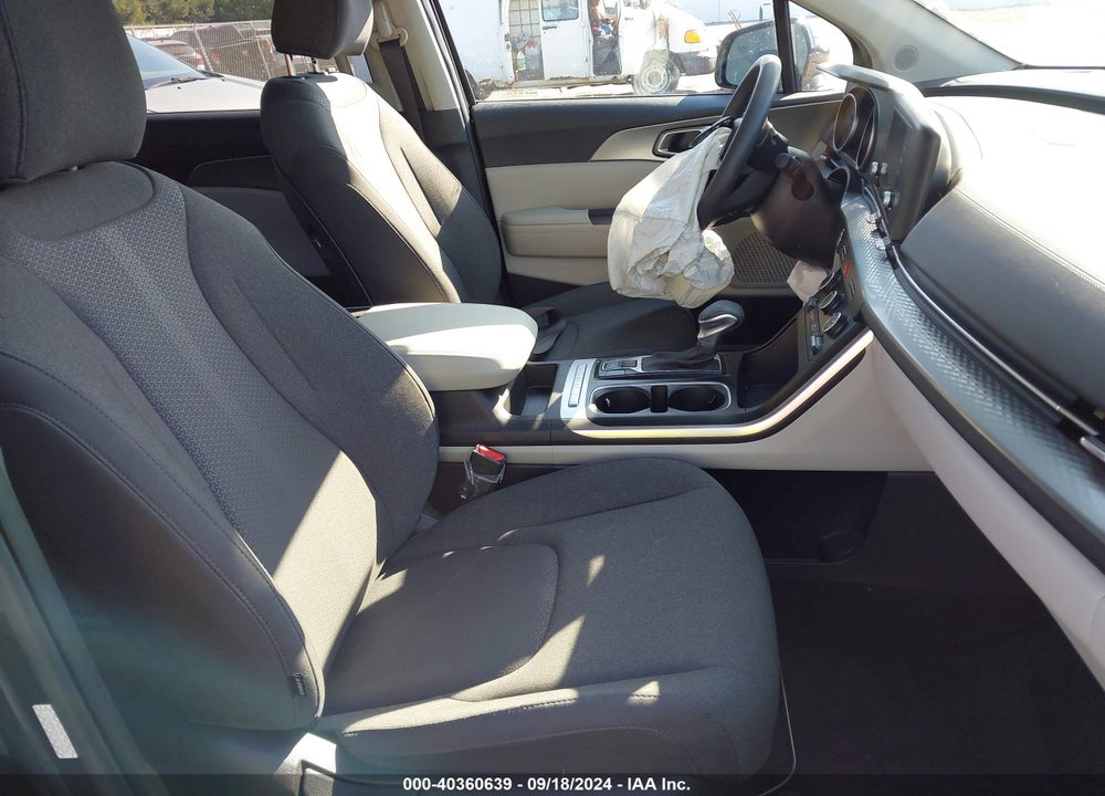 2023 KIA CARNIVAL MPV LX VIN: KNDNB4H3XP6215222