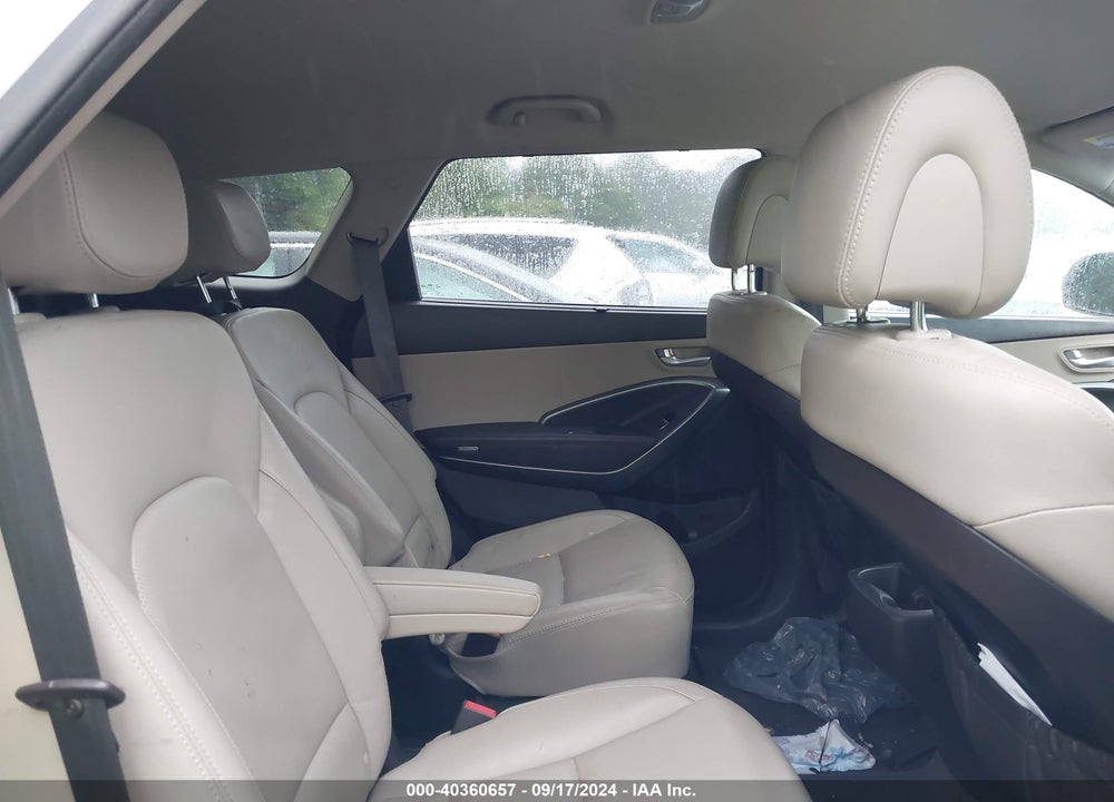 2017 HYUNDAI SANTA FE LIMITED VIN: KM8SNDHF4HU250237