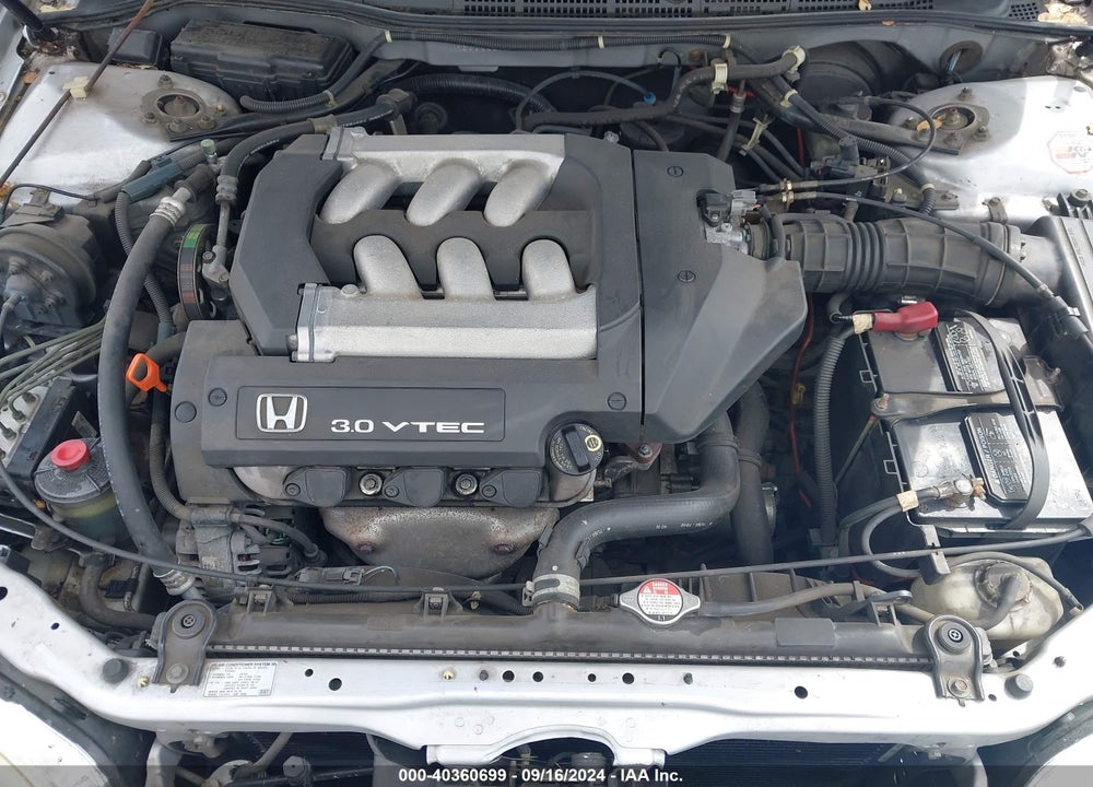 2001 HONDA ACCORD 3.0 EX VIN: 1HGCG22511A005637