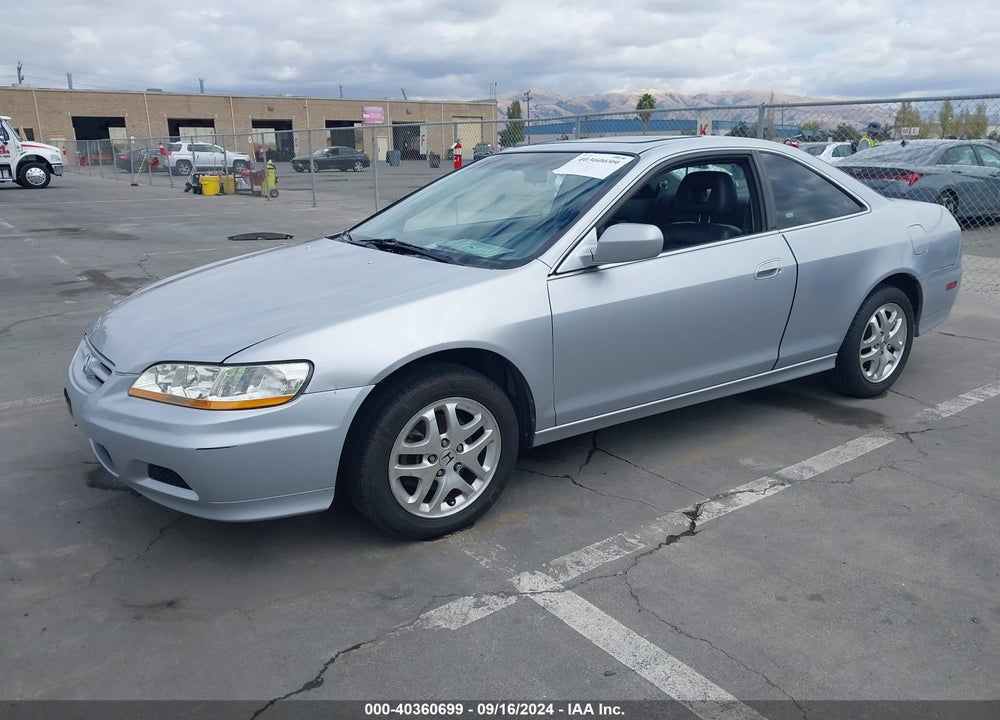 2001 HONDA ACCORD 3.0 EX VIN: 1HGCG22511A005637