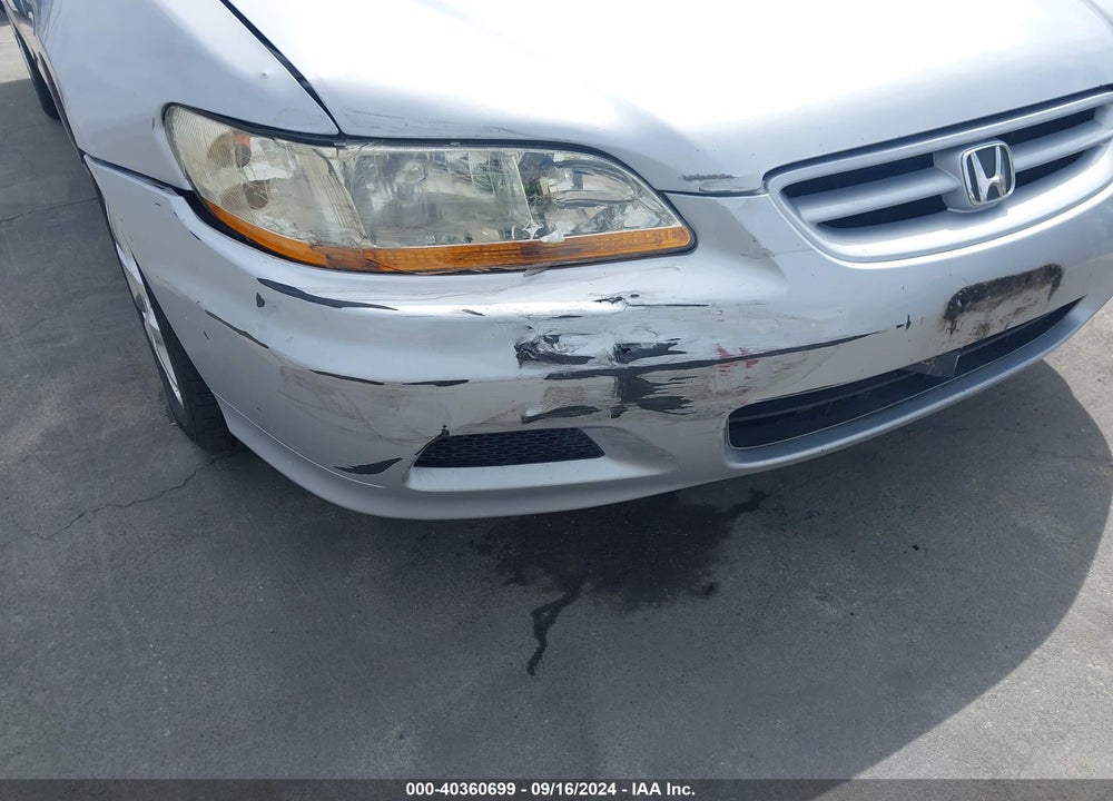 2001 HONDA ACCORD 3.0 EX VIN: 1HGCG22511A005637