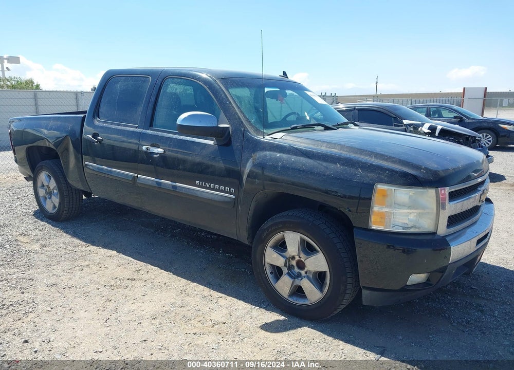 2011 CHEVROLET SILVERADO 1500 LT VIN: 3GCPCSE00BG375685