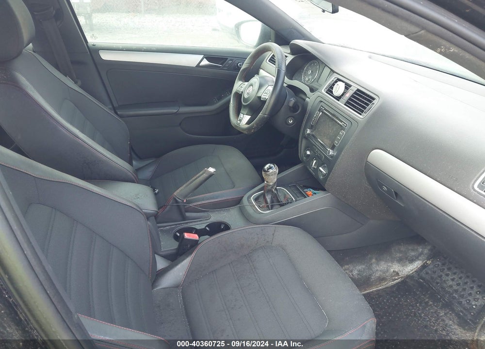 2012 VOLKSWAGEN JETTA GLI VIN: 3VW567AJ8CM100981