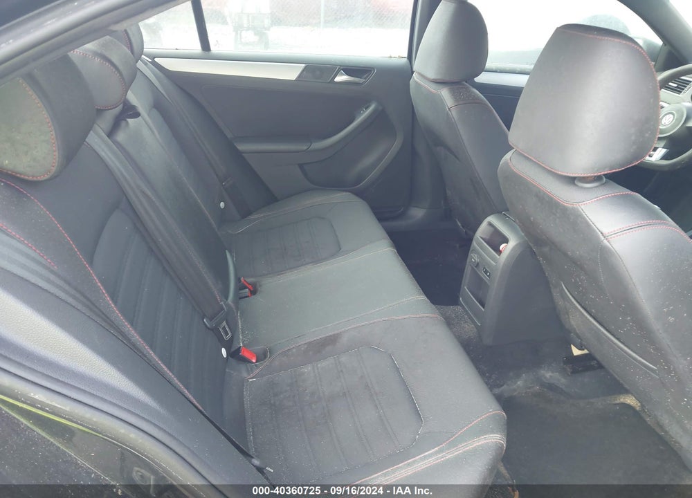 2012 VOLKSWAGEN JETTA GLI VIN: 3VW567AJ8CM100981