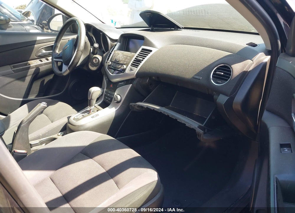 2014 CHEVROLET CRUZE 1LT AUTO VIN: 1G1PC5SB0E7193453