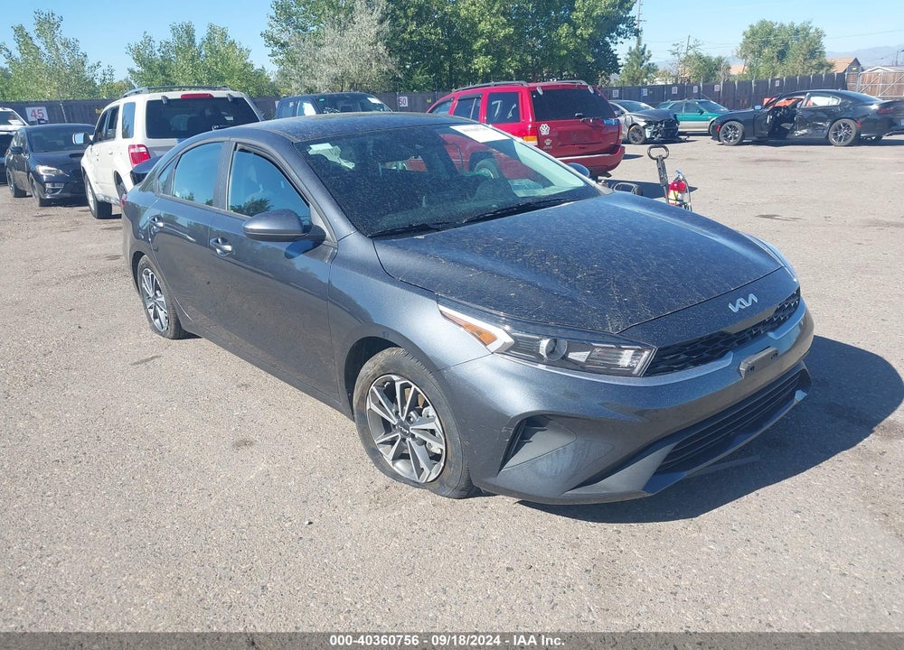 2024 KIA FORTE LXS VIN: 3KPF24AD1RE768068