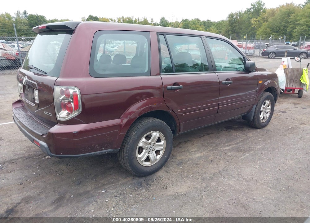 2007 HONDA PILOT LX VIN: 5FNYF18137B029945