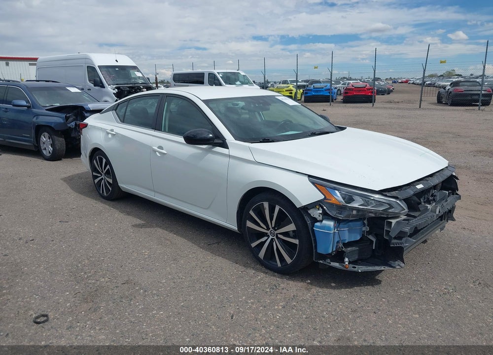 2022 NISSAN ALTIMA SR FWD VIN: 1N4BL4CV3NN397105