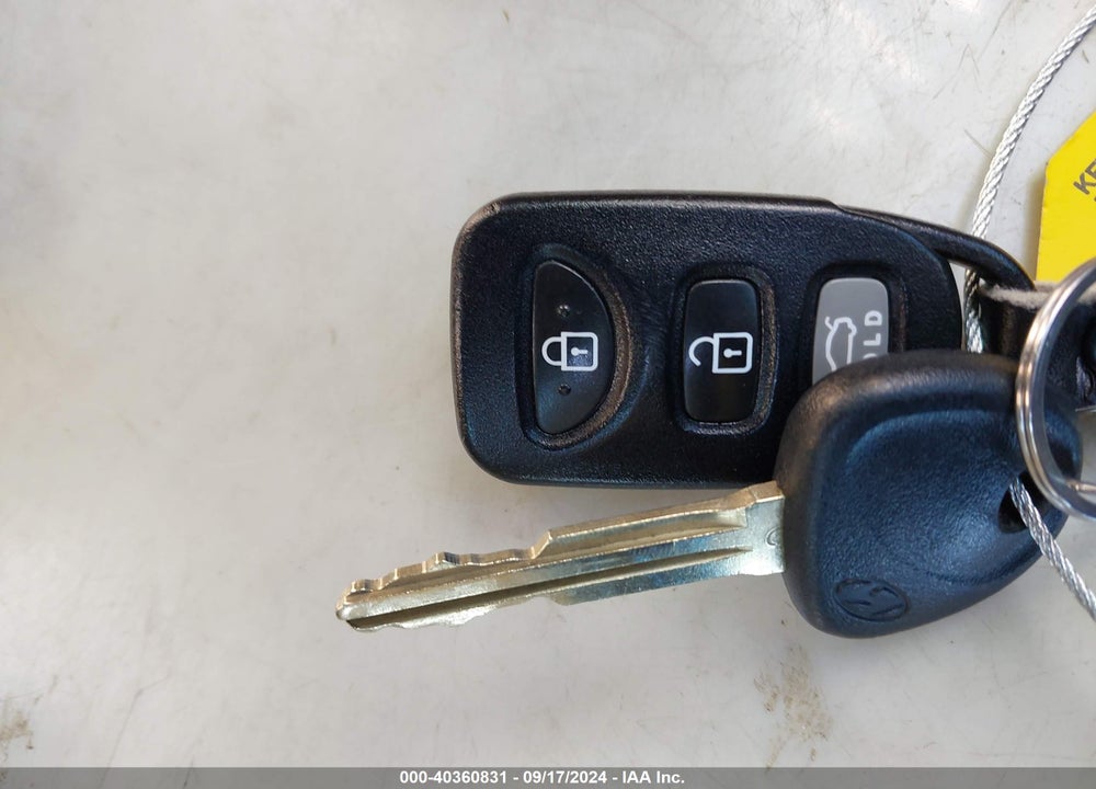 2013 HYUNDAI ELANTRA GLS VIN: 5NPDH4AE0DH171660