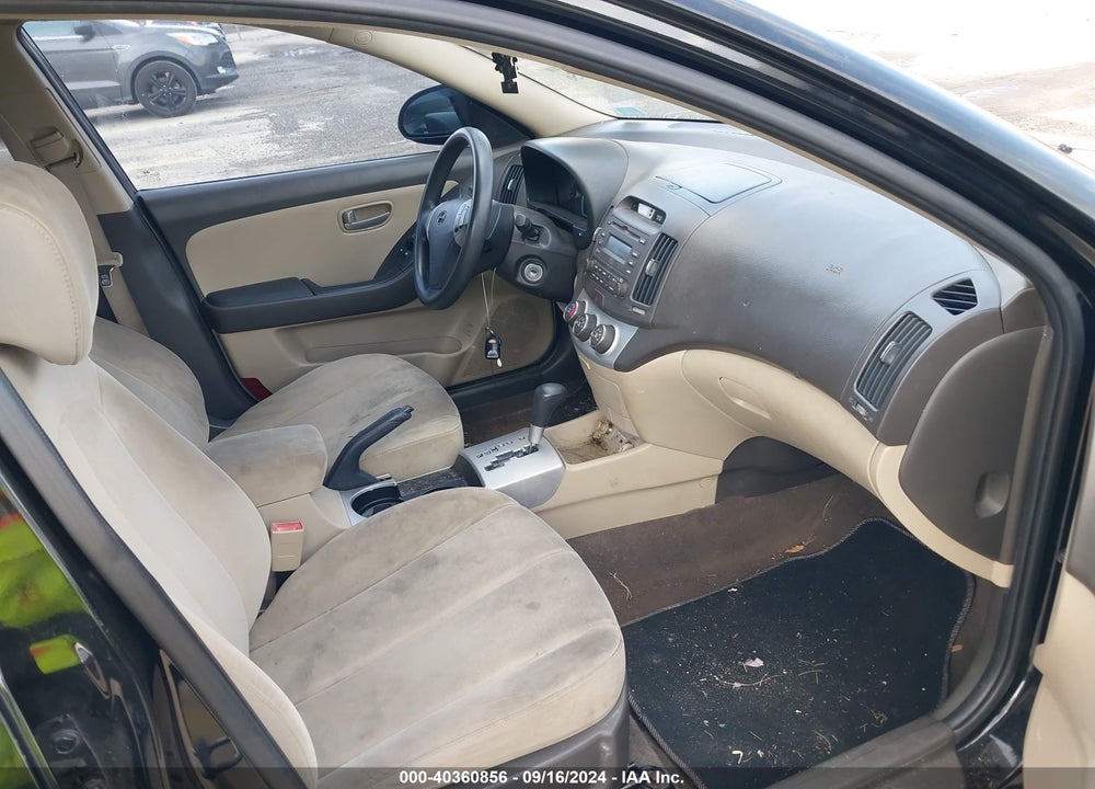2009 HYUNDAI ELANTRA GLS VIN: KMHDU46D29U796193