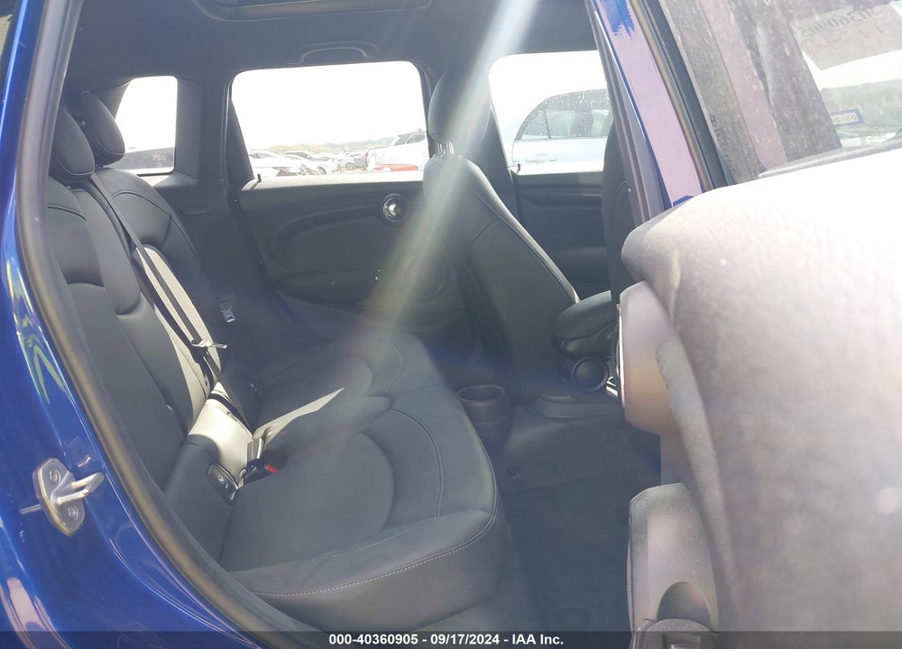 2021 MINI HARDTOP OXFORD EDITION VIN: WMWXU7C06M2N41374