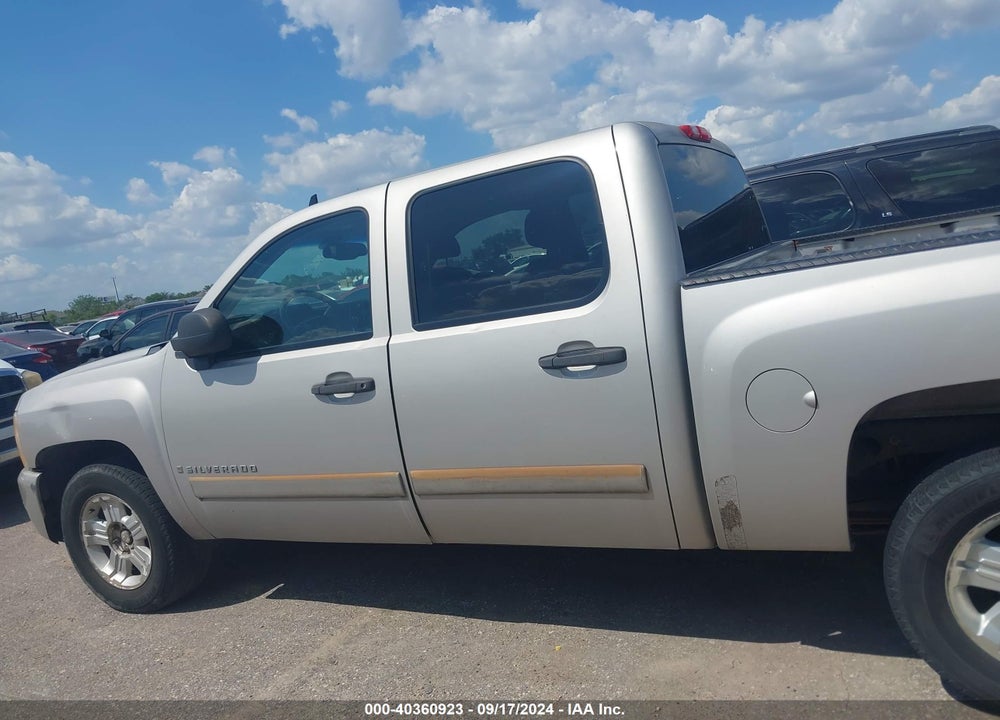 2008 CHEVROLET SILVERADO 1500 LT2 VIN: 2GCEK133781169489