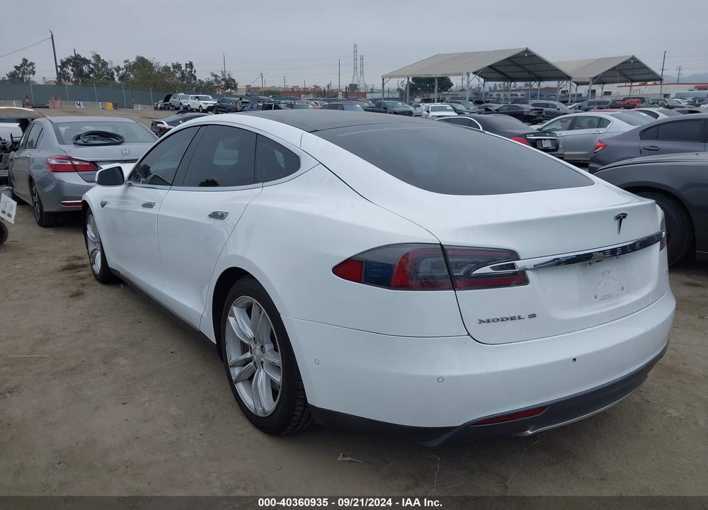 2016 TESLA MODEL S 60D/70D/75D/85D/90D VIN: 5YJSA1E21GF130192