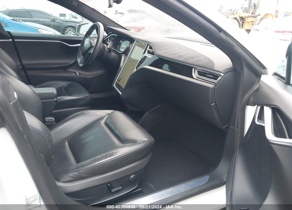 2016 TESLA MODEL S 60D/70D/75D/85D/90D VIN: 5YJSA1E21GF130192