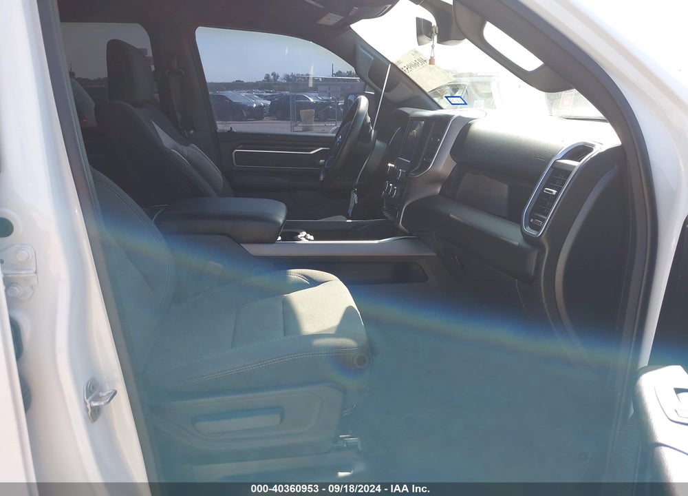2022 RAM 1500 VIN: 1C6RREFT9NN358341