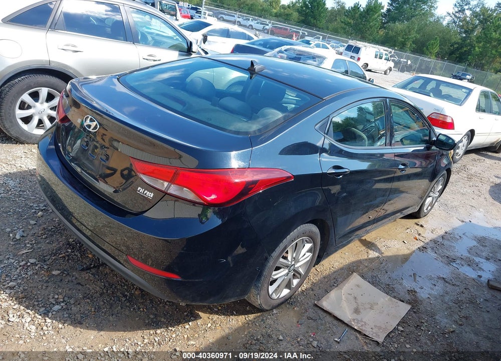 2014 HYUNDAI ELANTRA SE VIN: 5NPDH4AE8EH457418