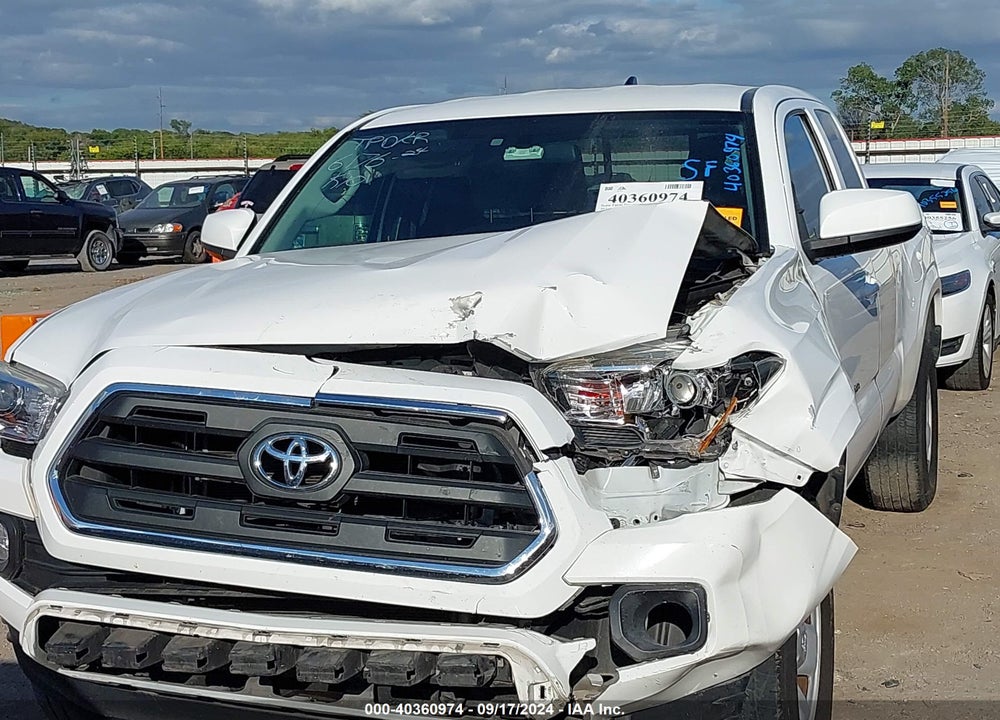 2017 TOYOTA TACOMA SR5 VIN: 5TFRX5GNXHX091086