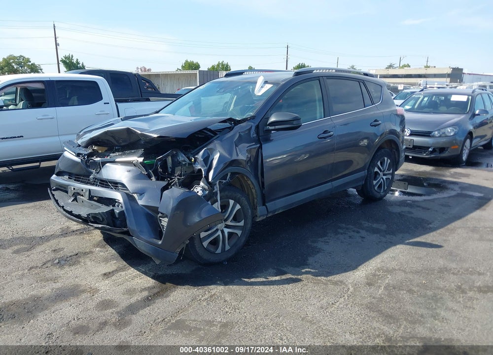 2018 TOYOTA RAV4 LE VIN: JTMZFREV1JJ165680
