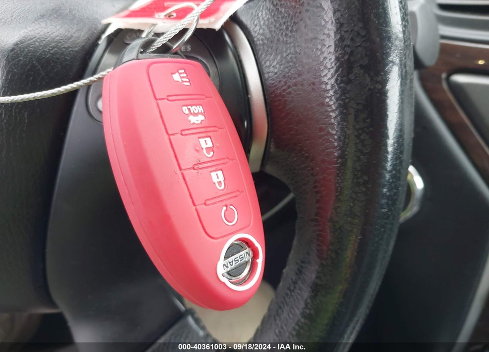2013 NISSAN PATHFINDER VIN: 5N1AR2MM2DC619511