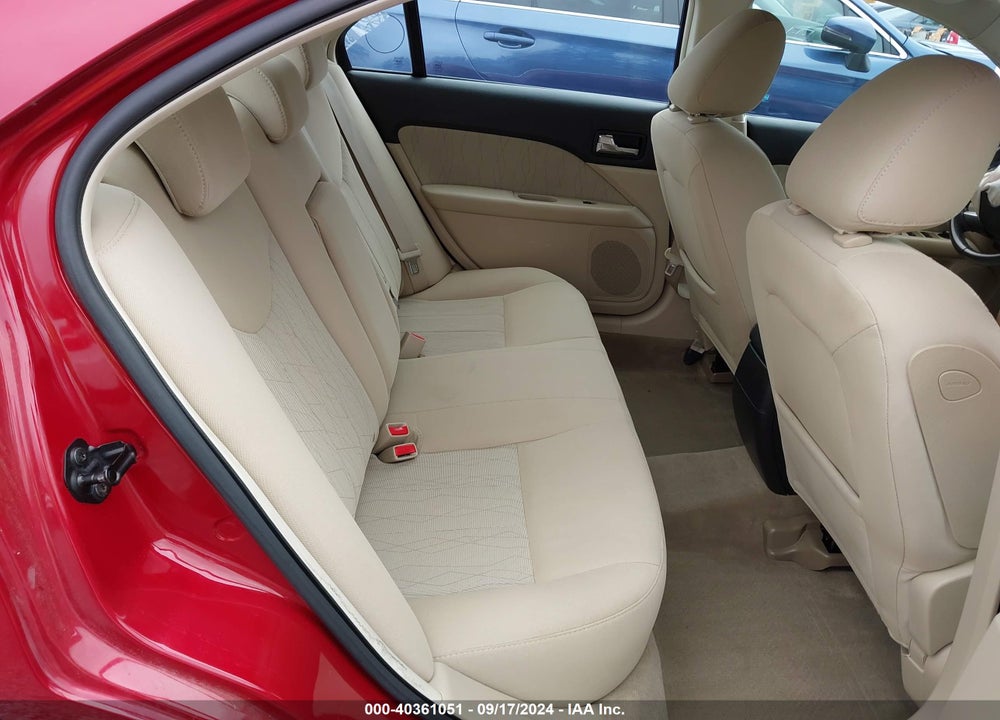2010 MERCURY MILAN VIN: 3MEHM0HA1AR608369