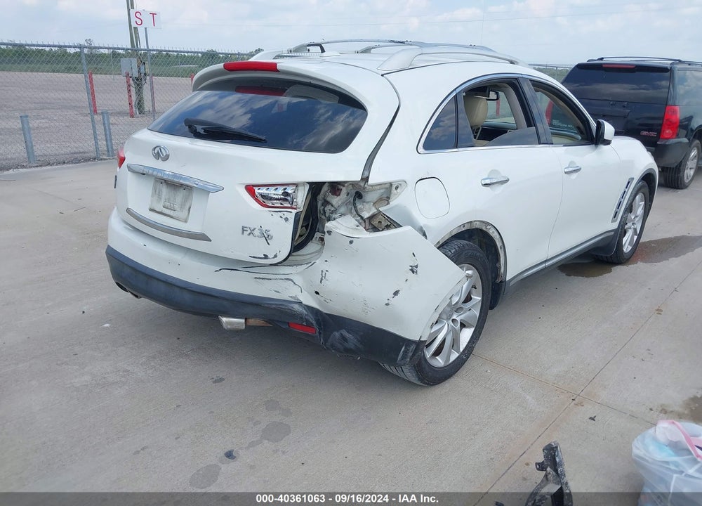 2012 INFINITI FX35 VIN: JN8AS1MU8CM120163