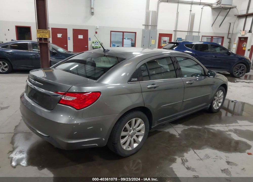 2013 CHRYSLER 200 TOURING VIN: 1C3CCBBB5DN606065