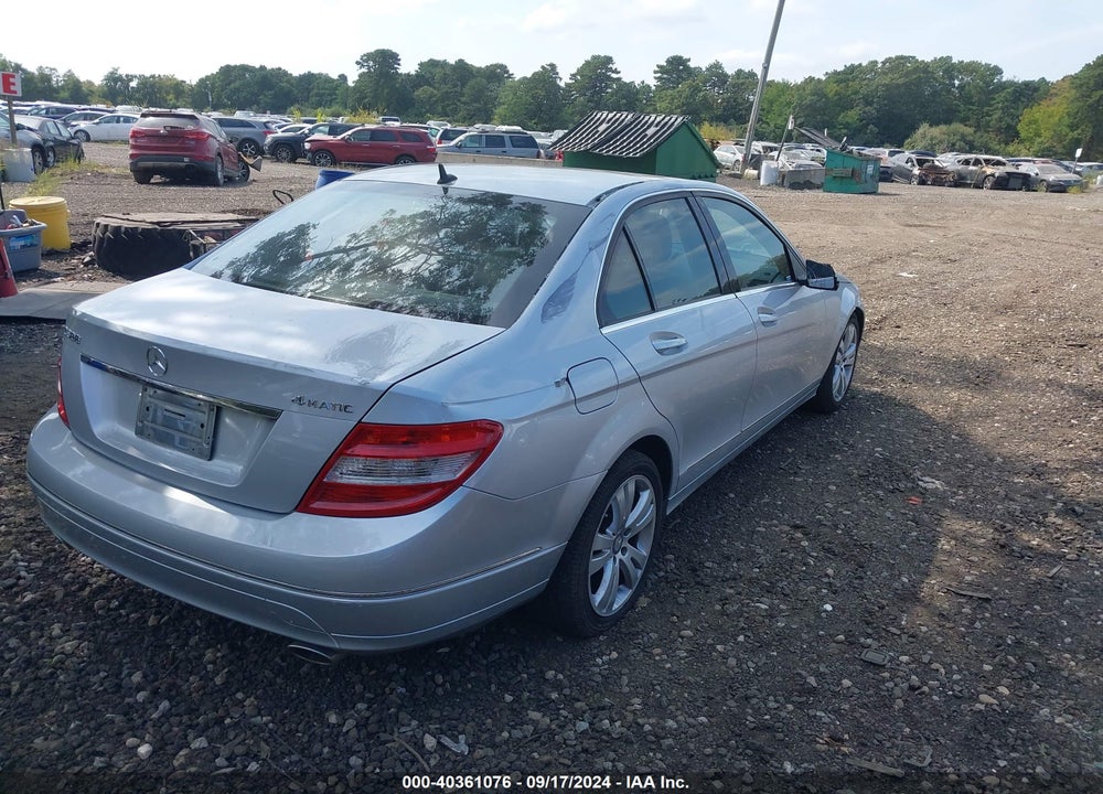 2011 MERCEDES-BENZ C 300 LUXURY 4MATIC/SPORT 4MATIC VIN: WDDGF8BB5BR140334