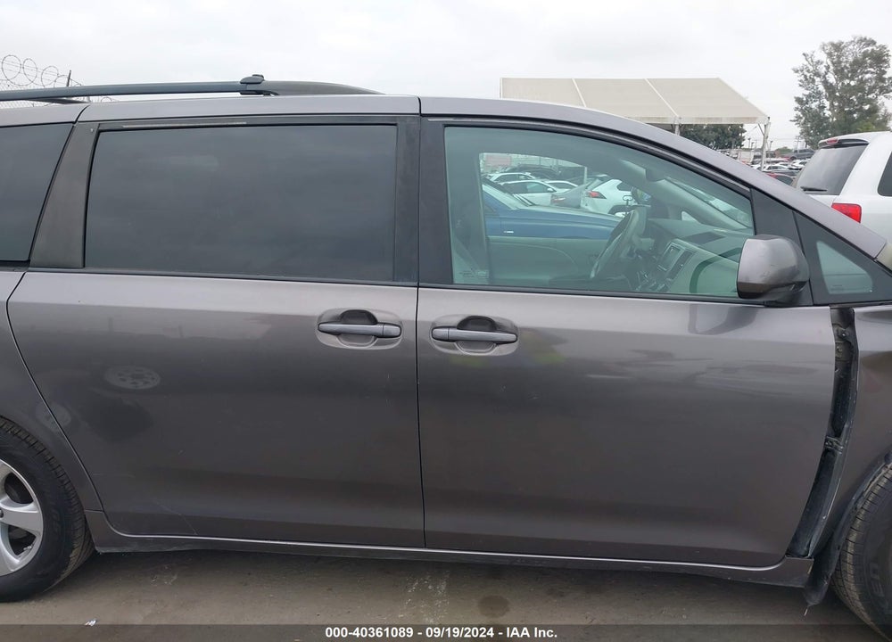 2011 TOYOTA SIENNA LE V6 VIN: 5TDKK3DC8BS019565