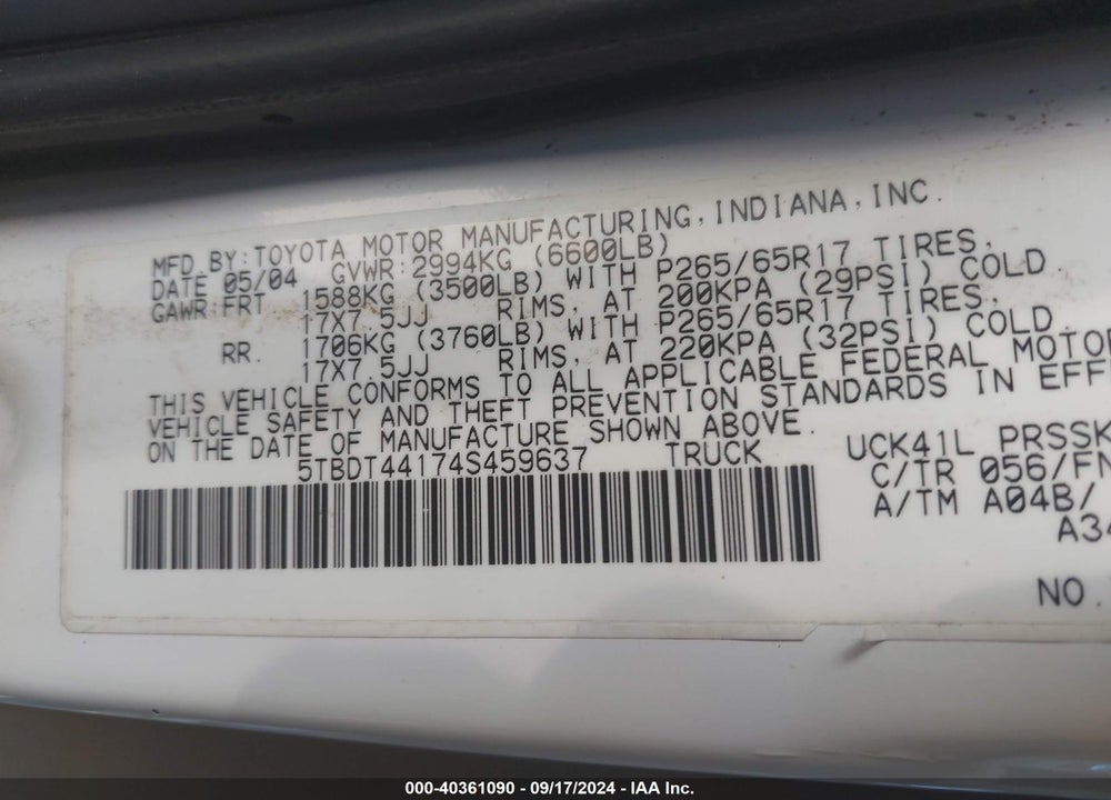 2004 TOYOTA TUNDRA SR5 V8 VIN: 5TBDT44174S459637