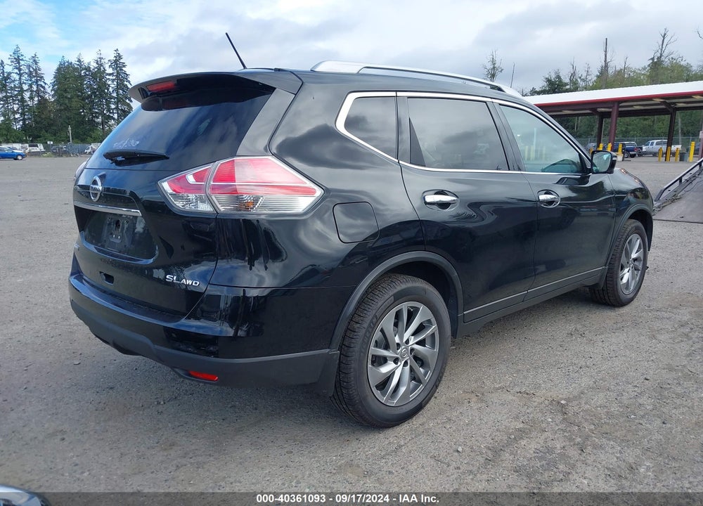2015 NISSAN ROGUE SL VIN: 5N1AT2MV5FC917631
