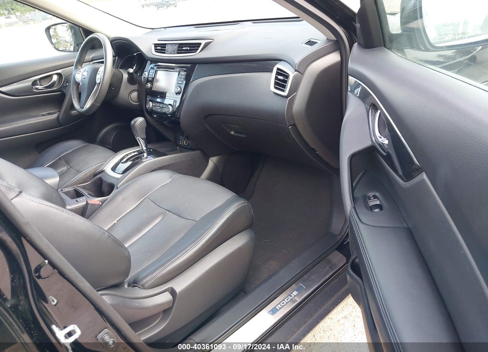 2015 NISSAN ROGUE SL VIN: 5N1AT2MV5FC917631