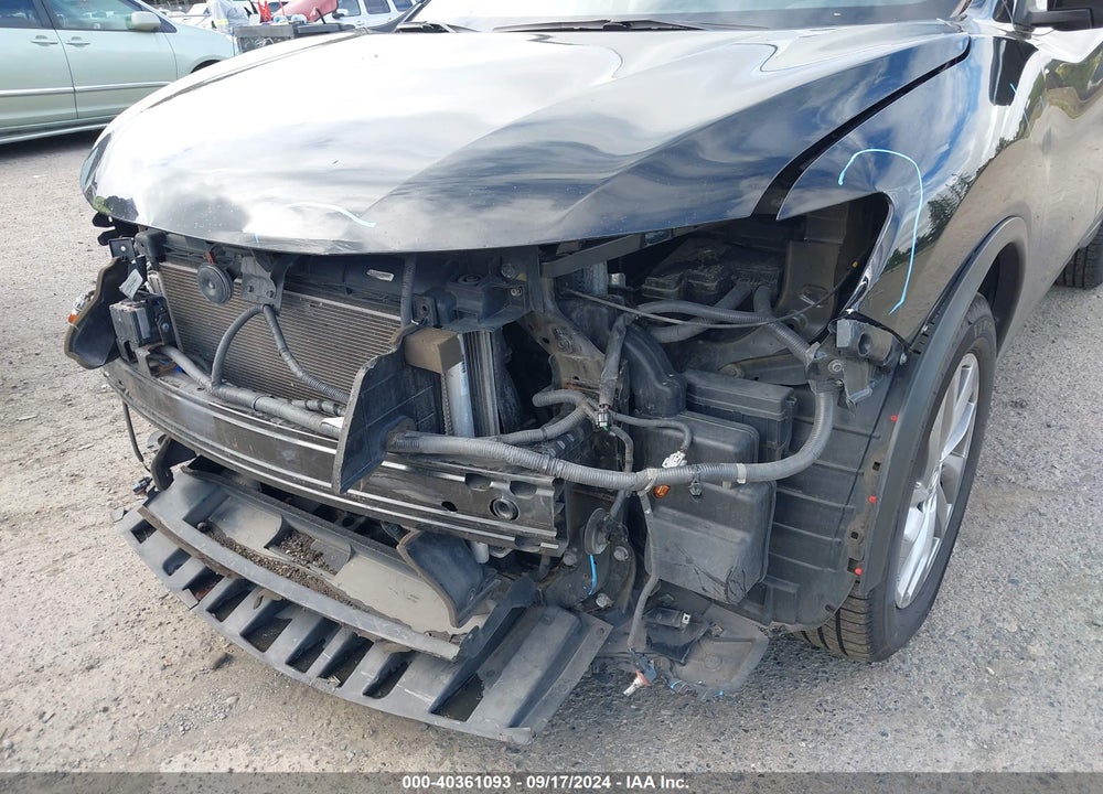 2015 NISSAN ROGUE SL VIN: 5N1AT2MV5FC917631