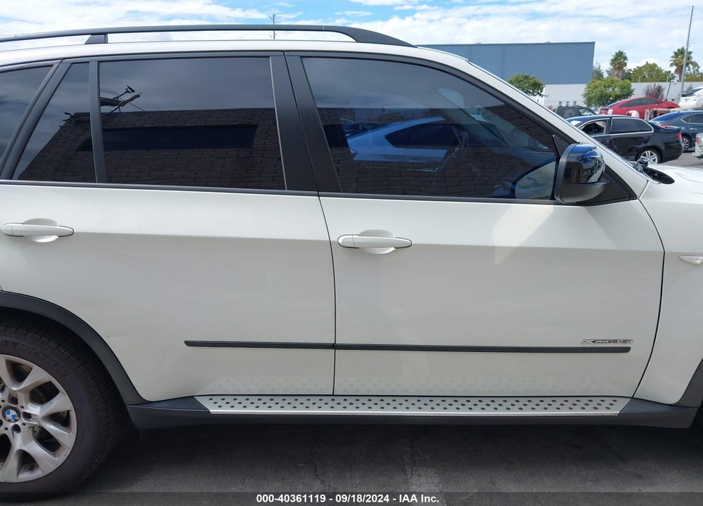 2011 BMW X5 XDRIVE35I/XDRIVE35I PREMIUM/XDRIVE35I SPORT ACTIVITY VIN: 5UXZV4C59BL738015