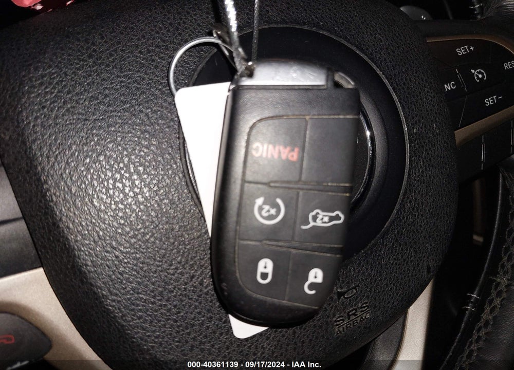 2015 JEEP GRAND CHEROKEE ALTITUDE VIN: 1C4RJFAG7FC638689