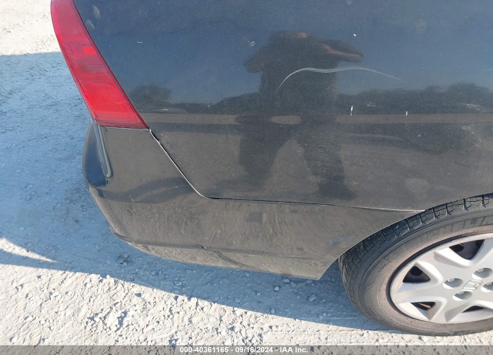 2003 HONDA CIVIC LX VIN: 1HGES16573L031498
