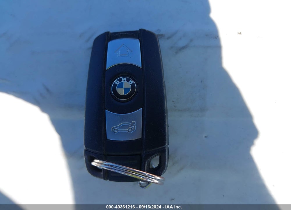 2009 BMW 328I VIN: WBAPH57539NL77263