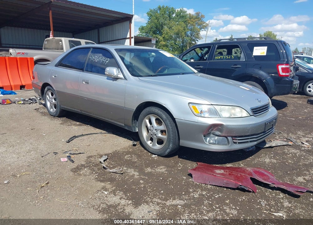 2001 LEXUS ES 300 VIN: JT8BF28G610302901
